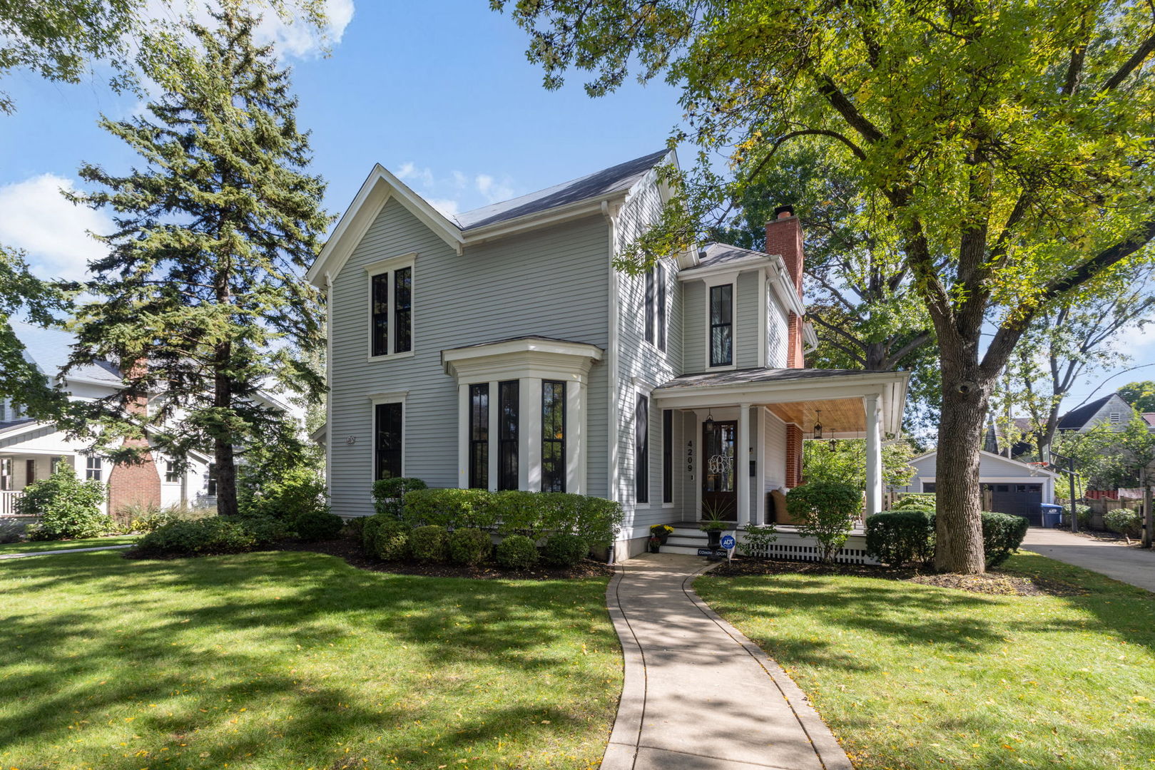 4209 Lawn Avenue Property Photo 1