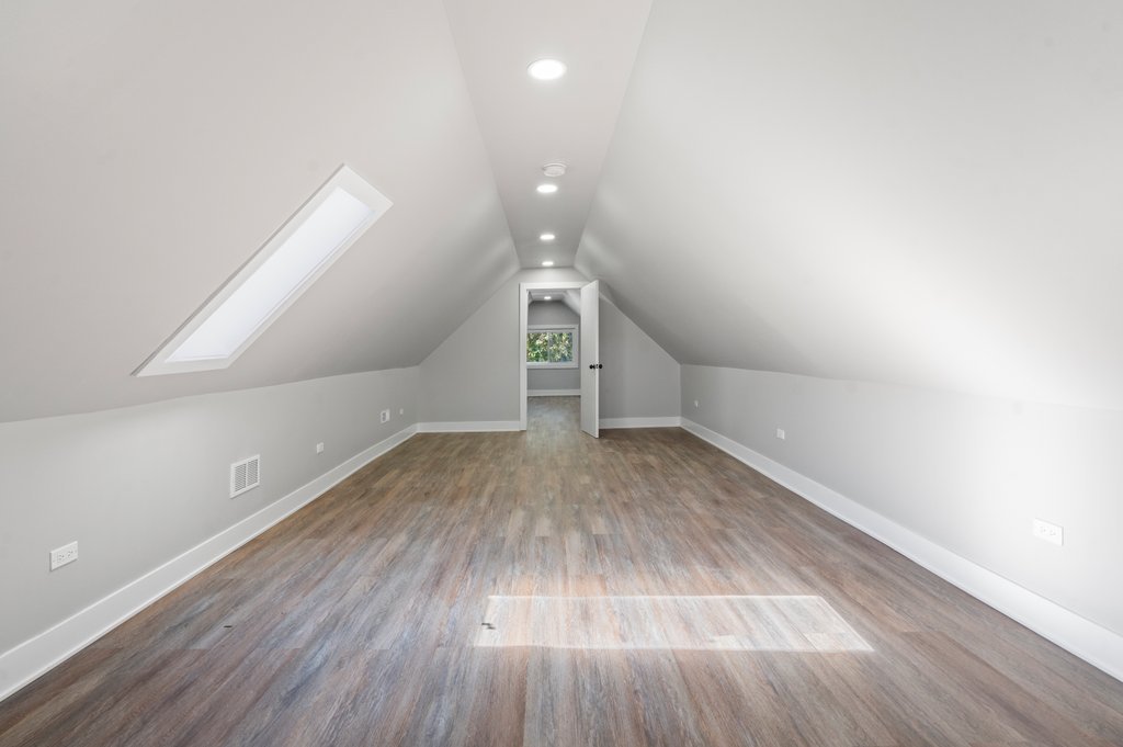 5110 W 31st Place Property Photo 17
