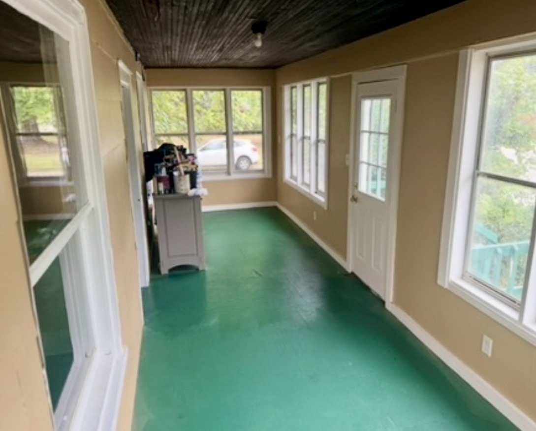 500 S Forest Avenue Property Photo 13