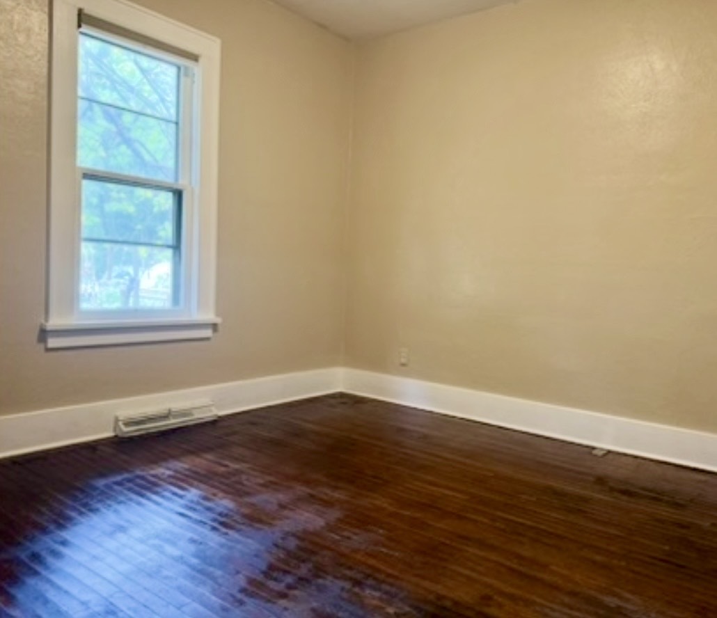 500 S Forest Avenue Property Photo 22