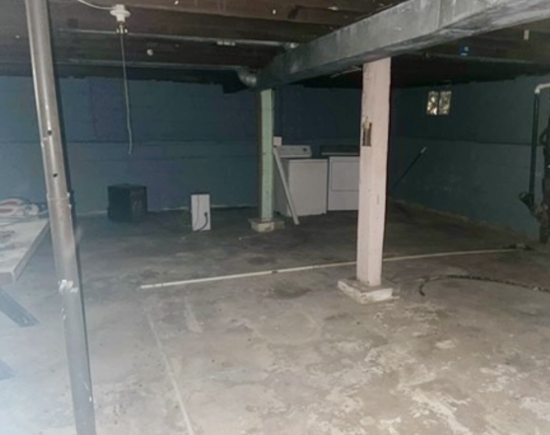 500 S Forest Avenue Property Photo 32