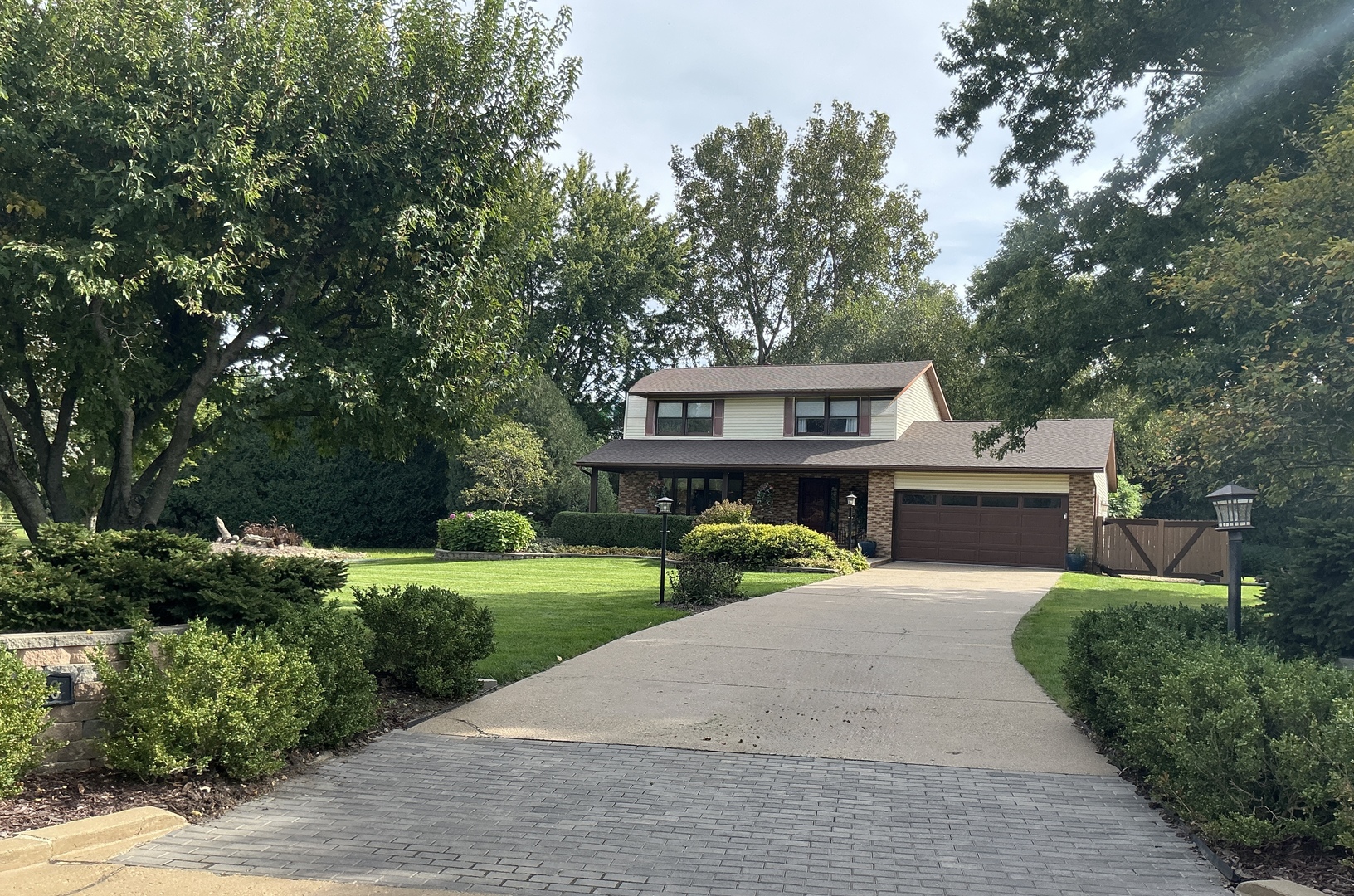 2330 Ridgefield Road Property Photo 1