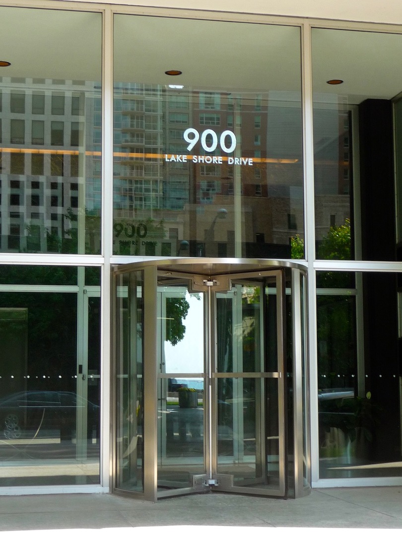 900 N Lake Shore Drive 1011 Property Photo 23