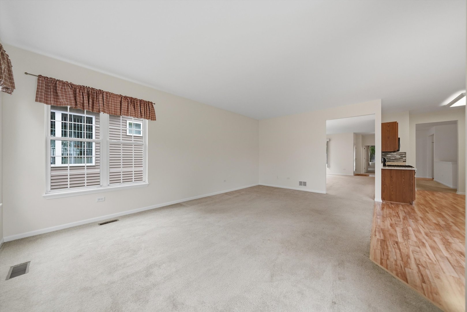 21240 Windsor Lake Lane Property Photo 16