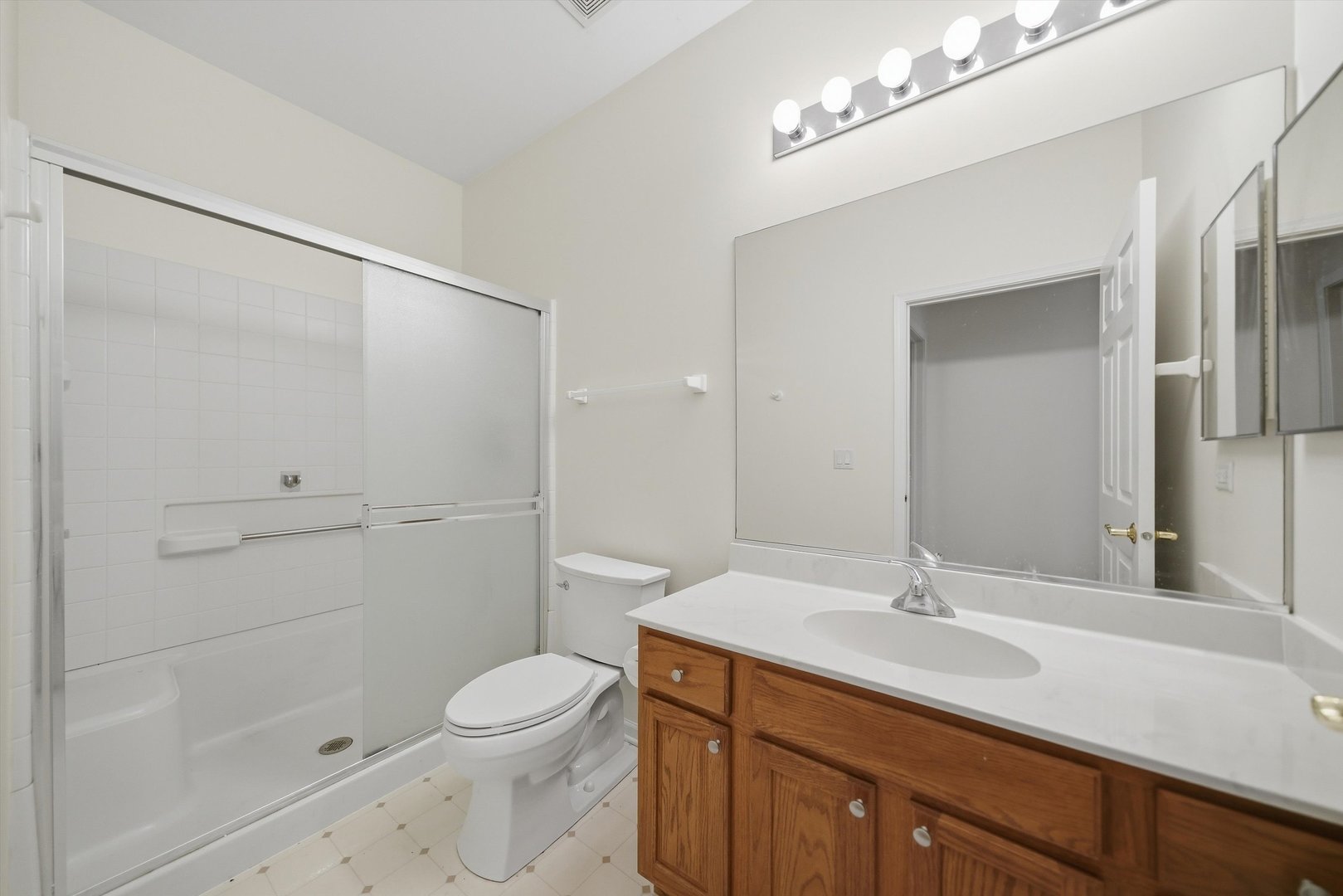 21240 Windsor Lake Lane Property Photo 27