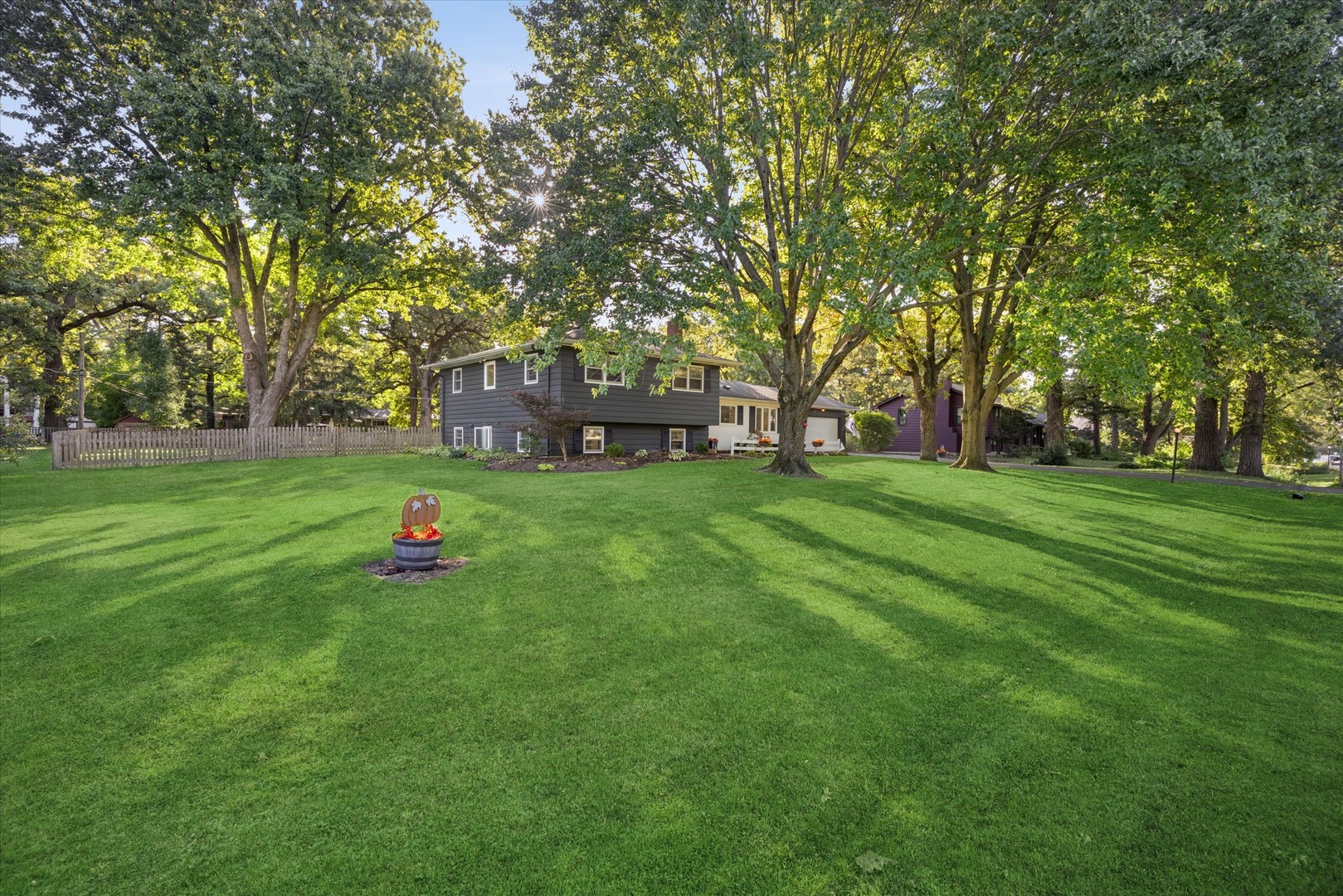 8s263 College Road Property Photo 26