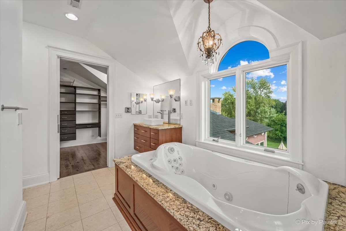 202 N Queen Anne Road Property Photo 40