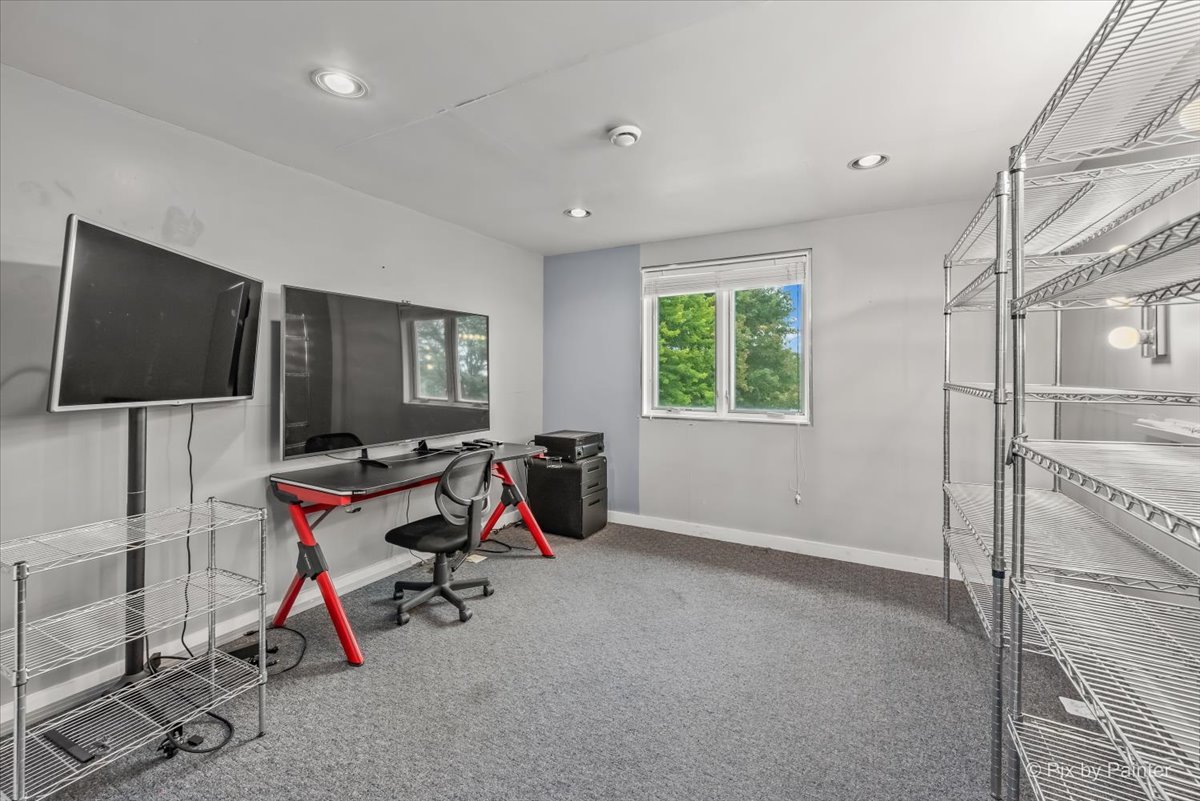 202 N Queen Anne Road Property Photo 58