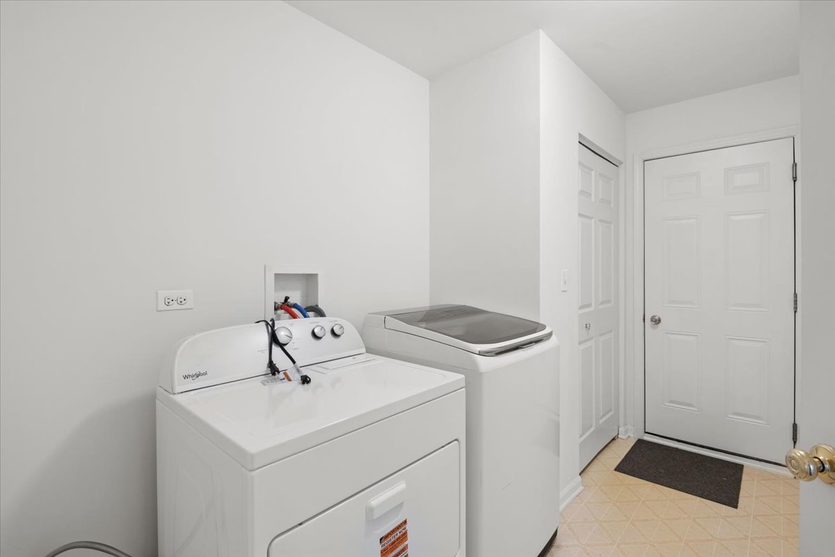 1690 Buckingham Drive Property Photo 14