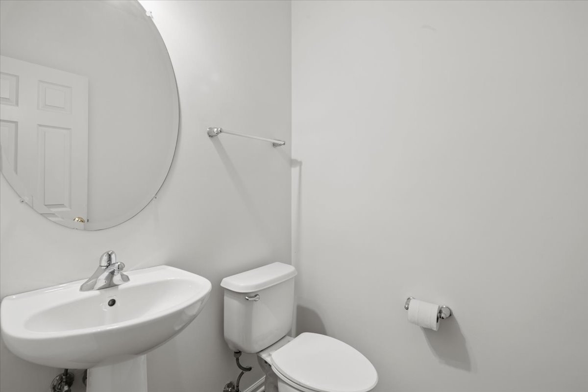 1690 Buckingham Drive Property Photo 16