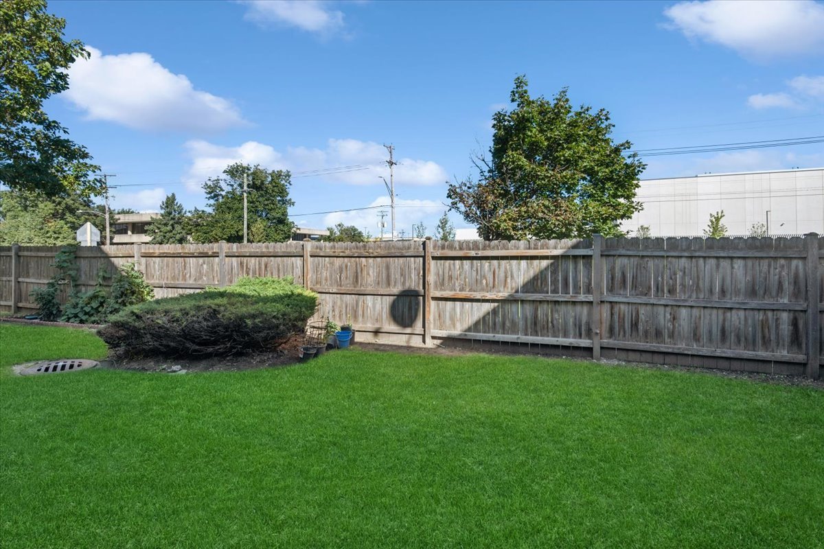 1690 Buckingham Drive Property Photo 18