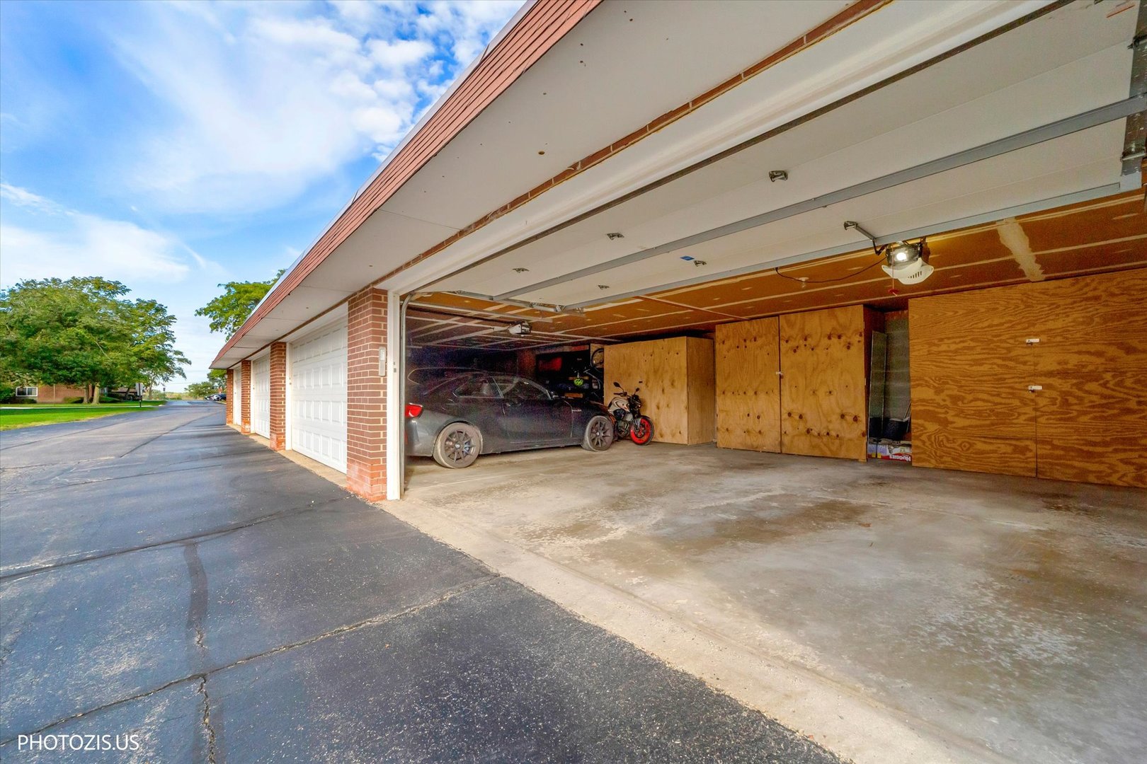 1025 S Fernandez Avenue 2d Property Photo 25