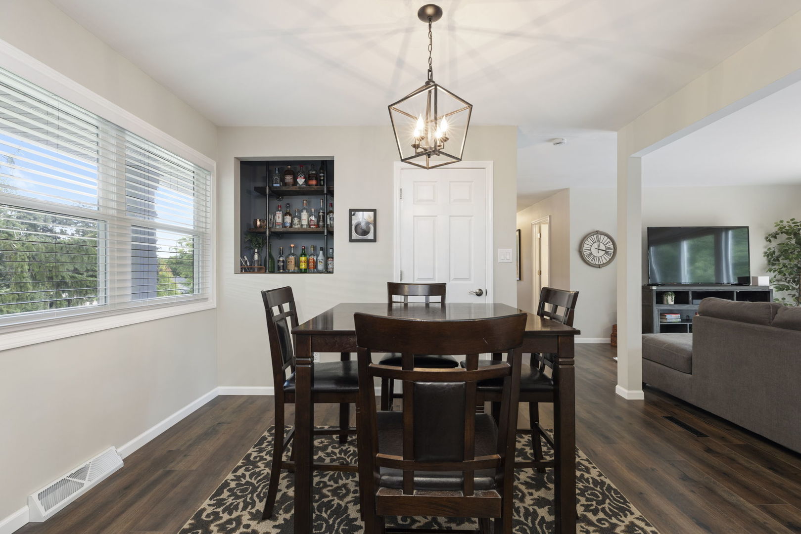 716 Woodland Hills Road Property Photo 12
