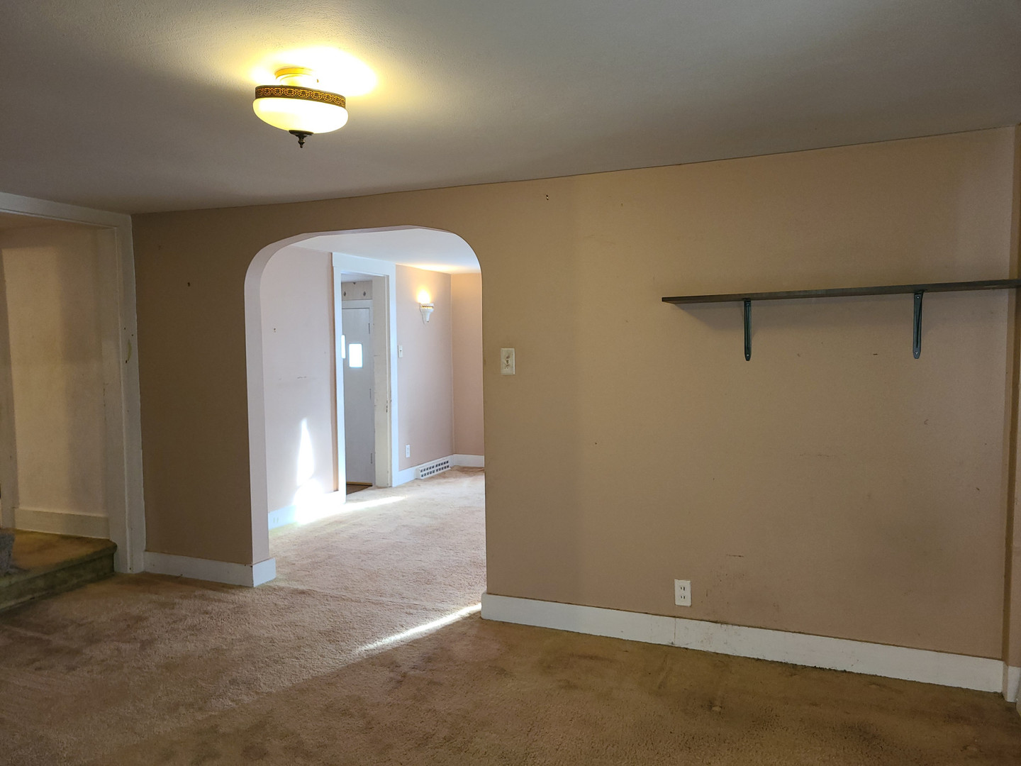104 S 1st Avenue Property Photo 13