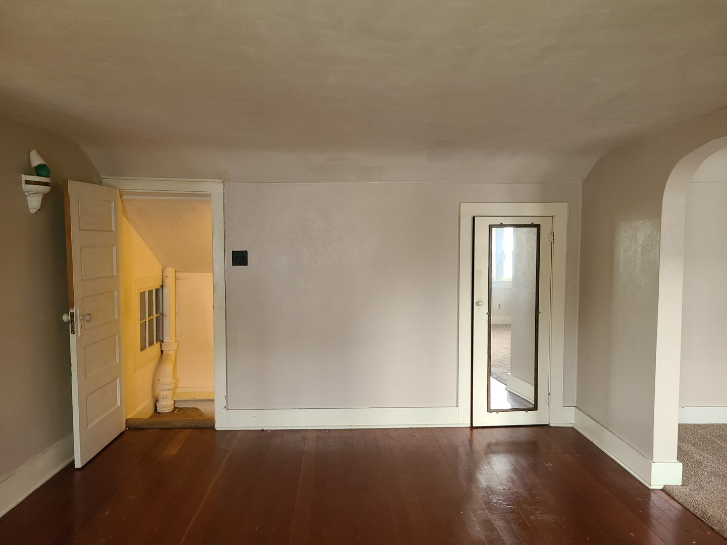 104 S 1st Avenue Property Photo 19