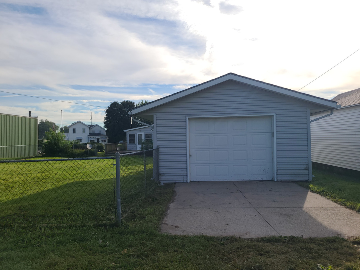 104 S 1st Avenue Property Photo 23