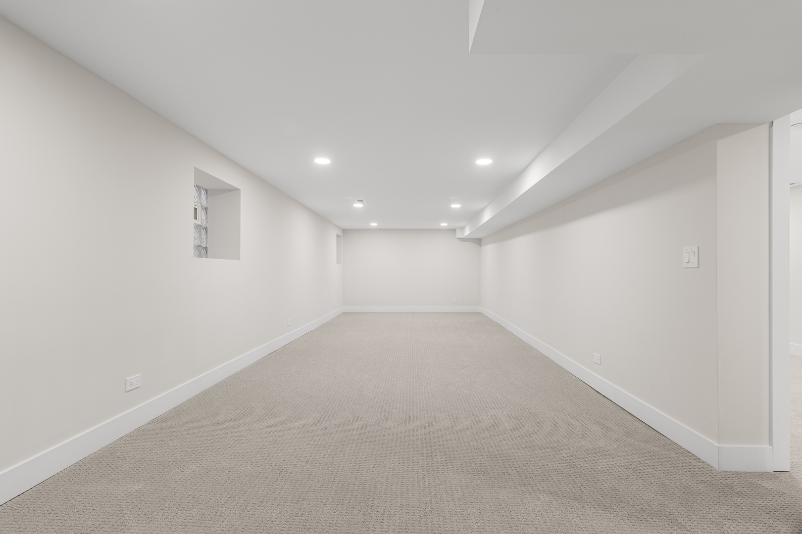 4256 N Monitor Avenue Property Photo 28