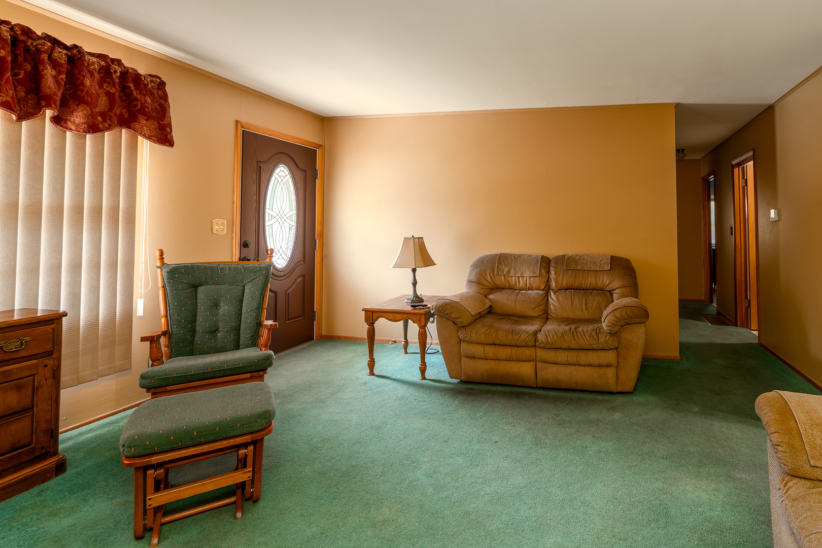 1504 W Walnut Street Property Photo 6