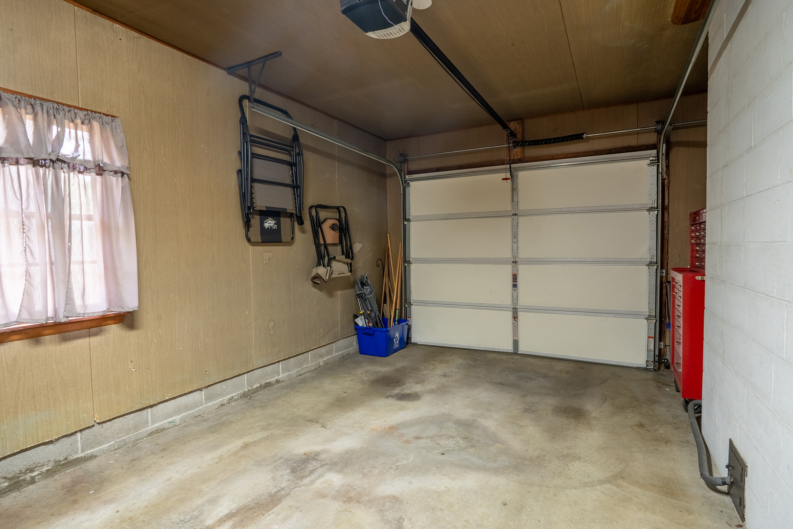 1504 W Walnut Street Property Photo 27