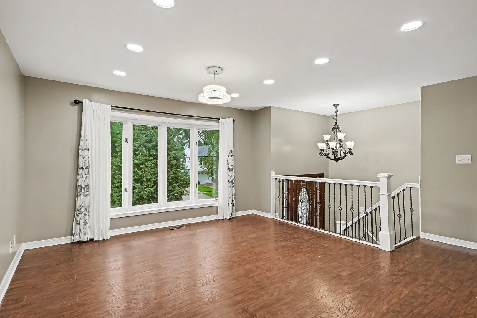 614 Oriole Drive Property Photo 2