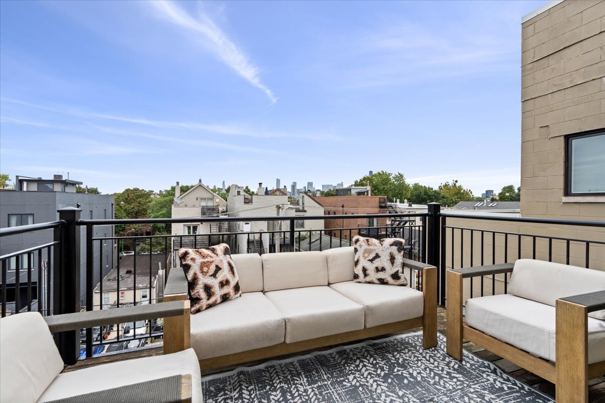 929 N Damen Avenue 3 Property Photo 21