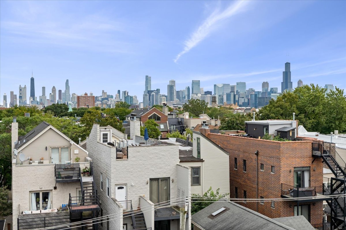 929 N Damen Avenue 3 Property Photo 23