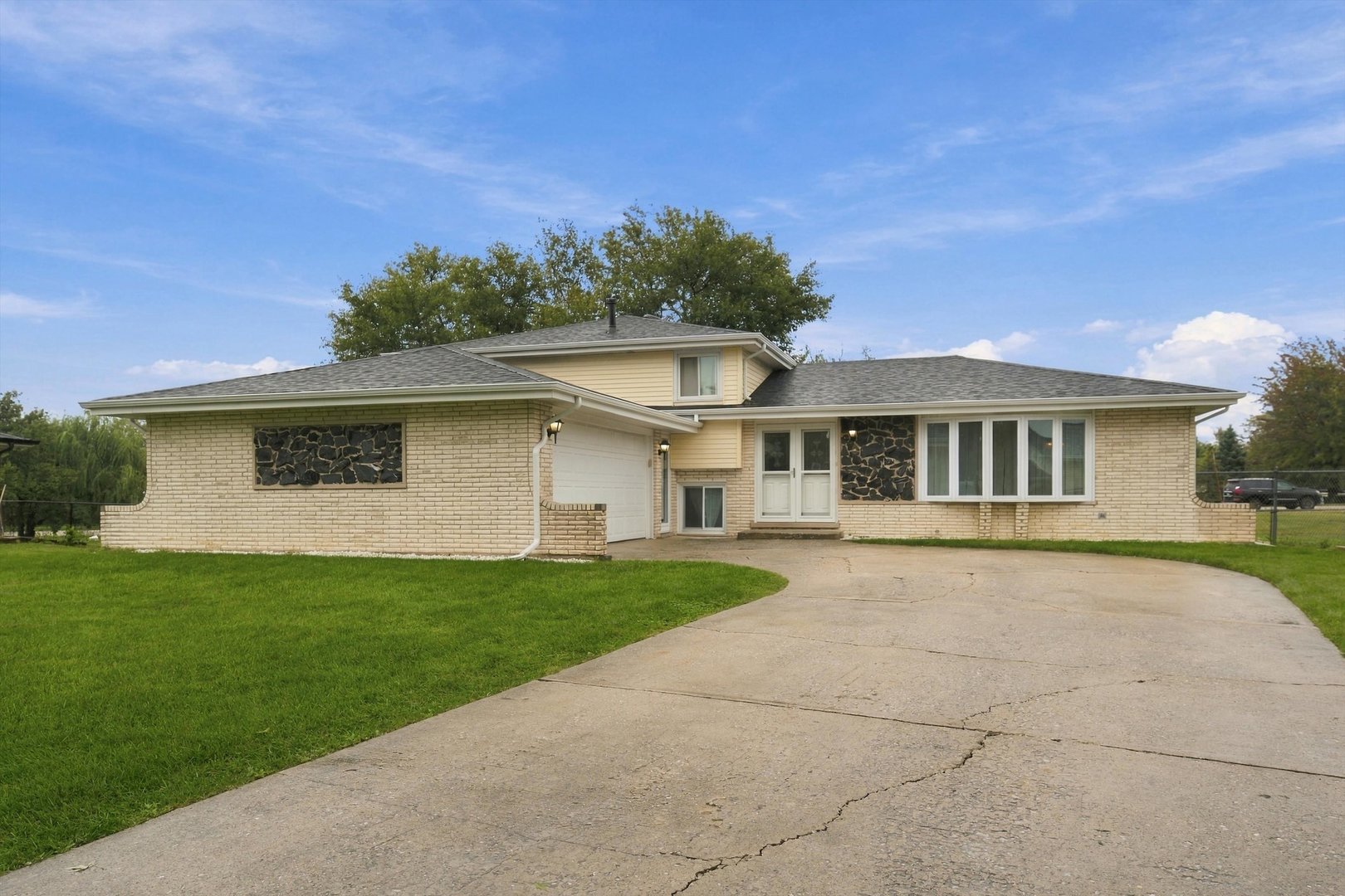 12025 Winchester Road Property Photo 1