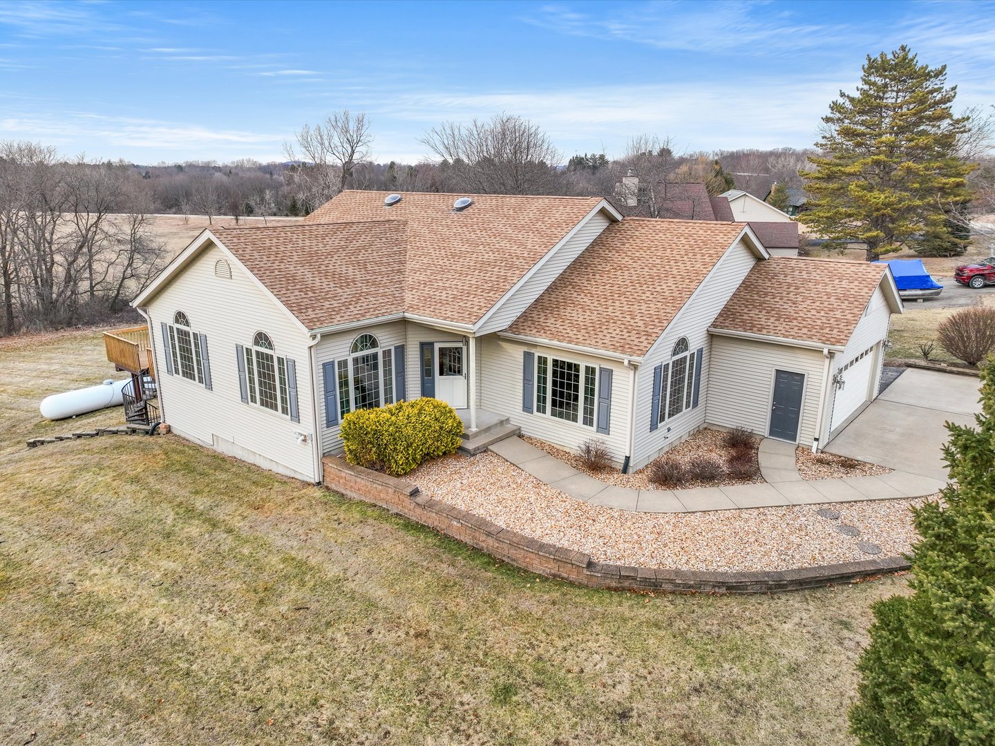9a184 Cottonwood Court Property Photo 3