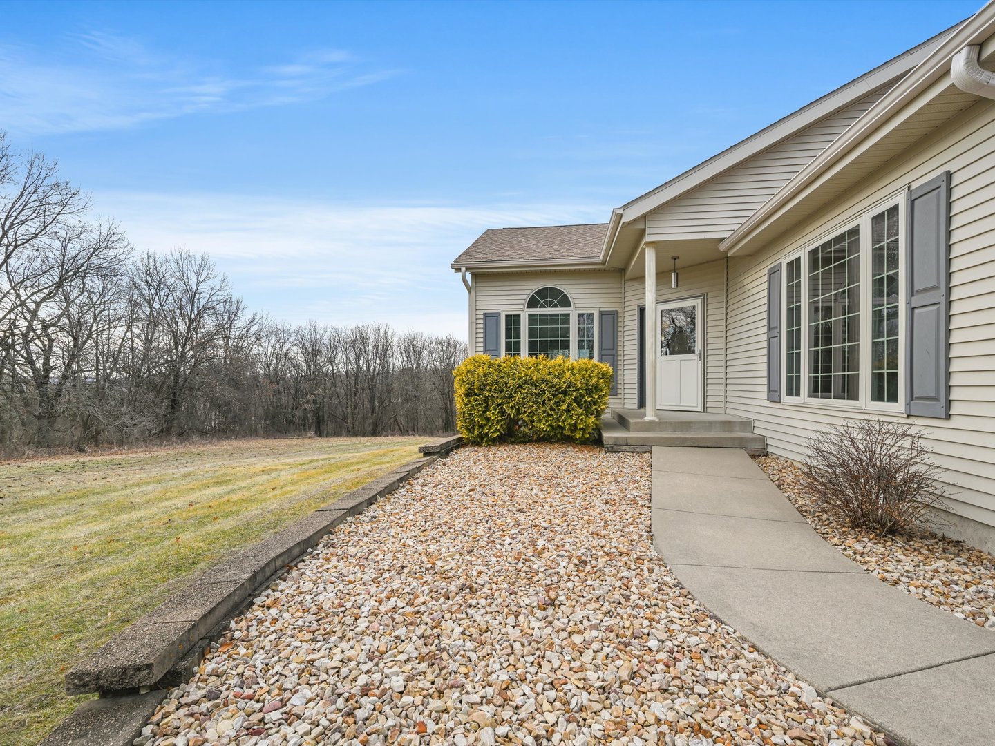 9a184 Cottonwood Court Property Photo 5