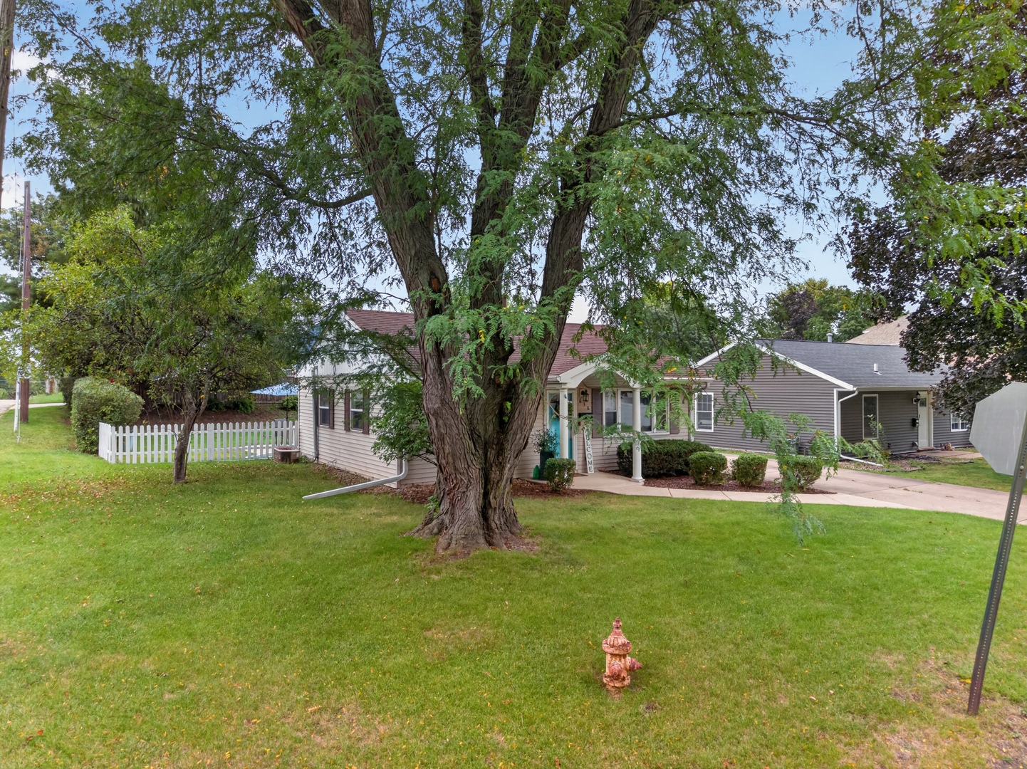 638 Moore Street Property Photo 24