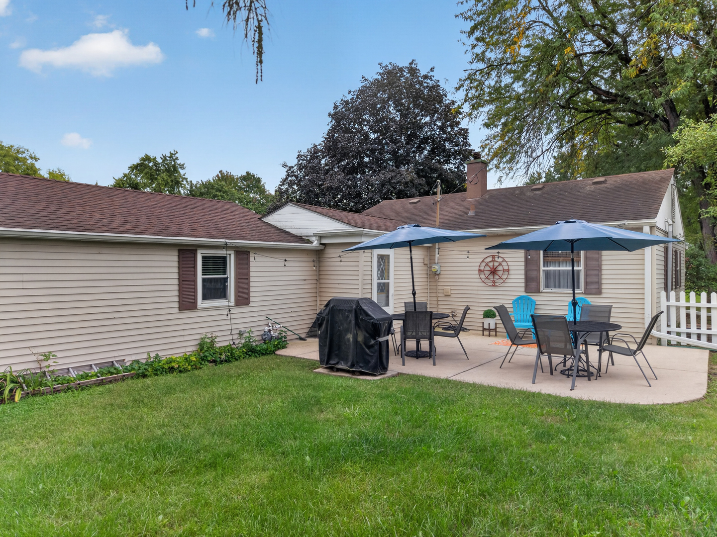 638 Moore Street Property Photo 28