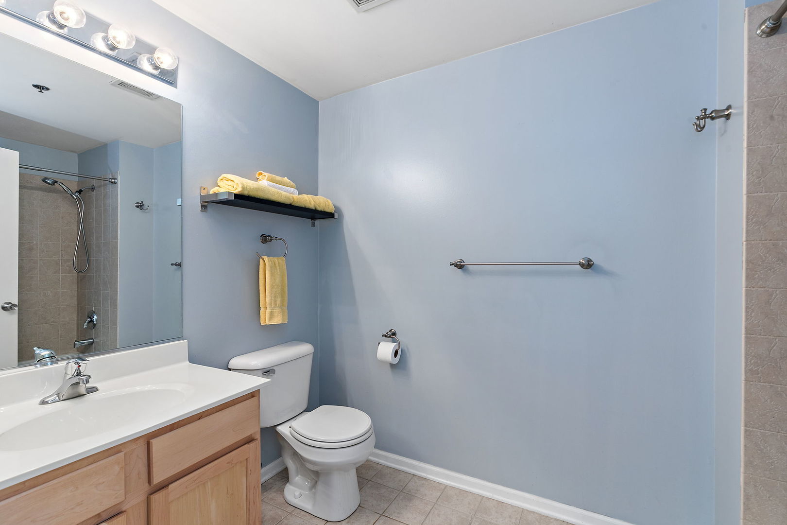 410 W Mahogany Court 202 Property Photo 20