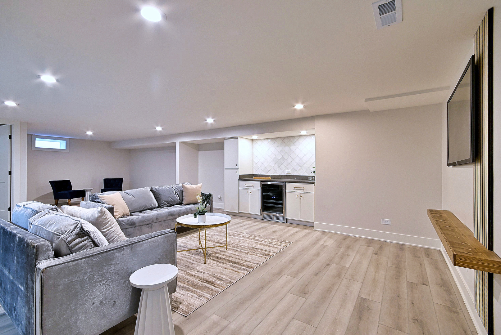800 S Swain Avenue Property Photo 26