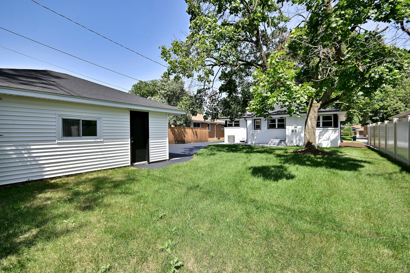 800 S Swain Avenue Property Photo 33