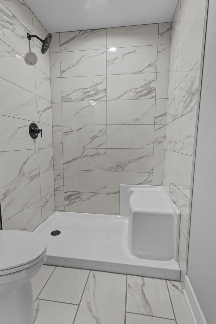 408 E Butler Avenue Property Photo 24