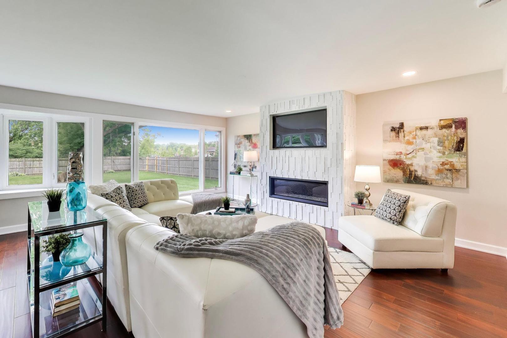 2535 Techny Road Property Photo 10