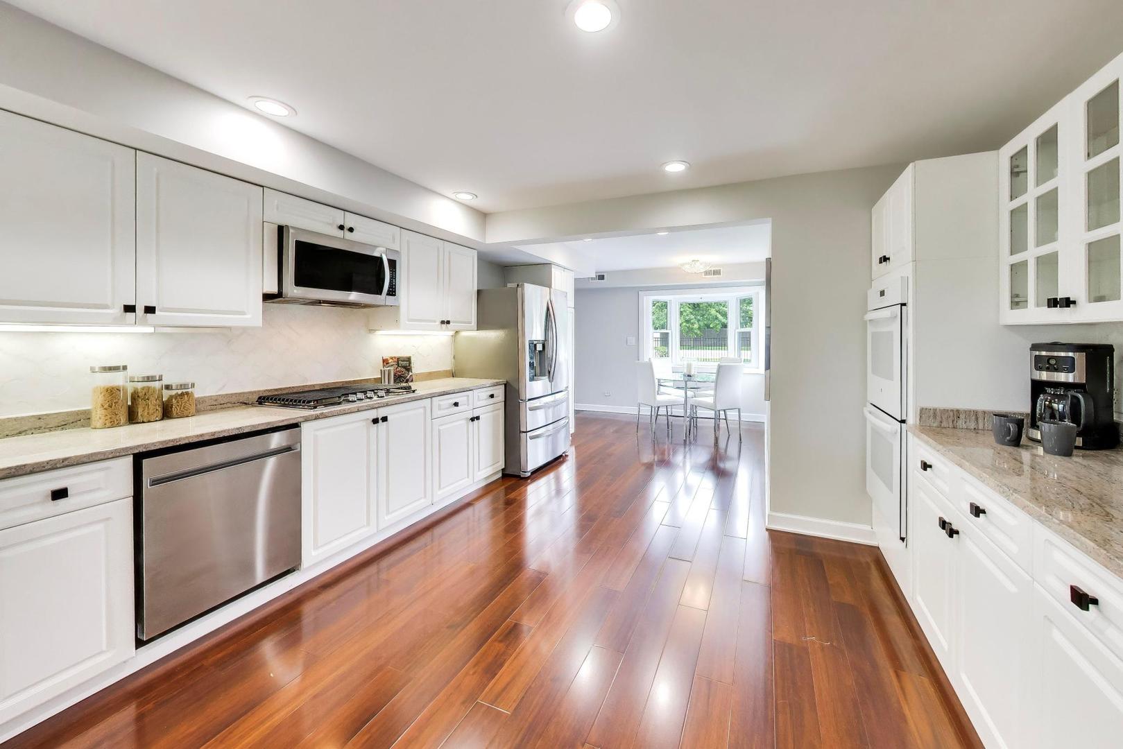 2535 Techny Road Property Photo 13