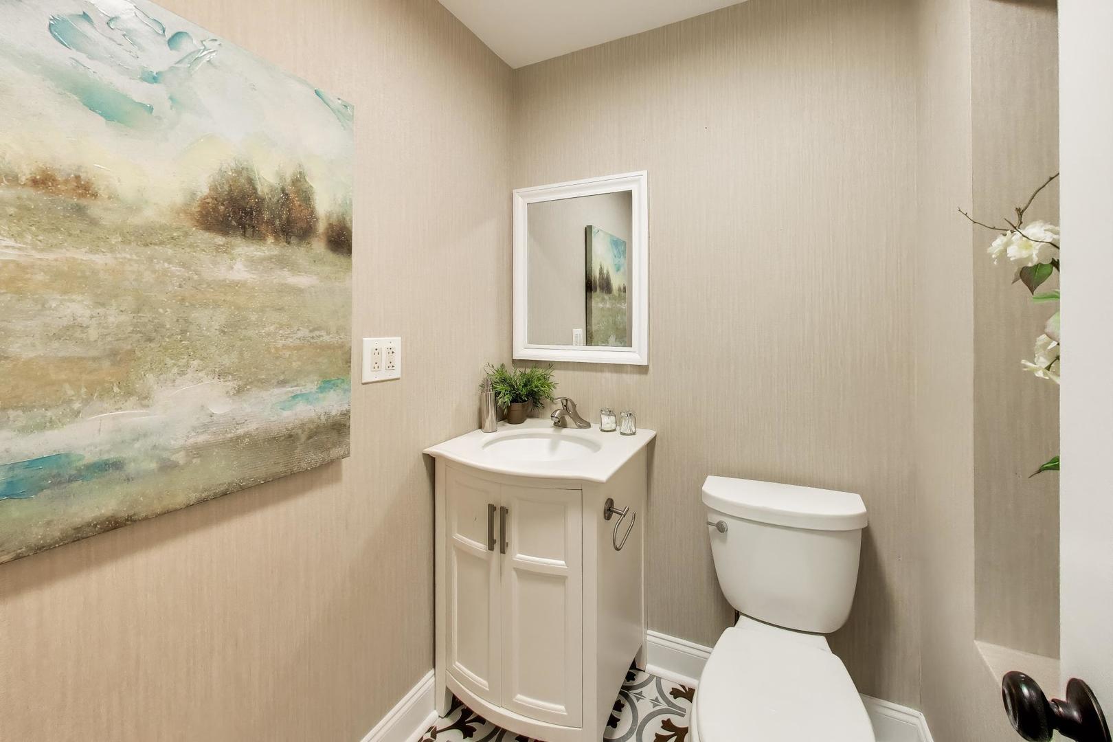 2535 Techny Road Property Photo 16