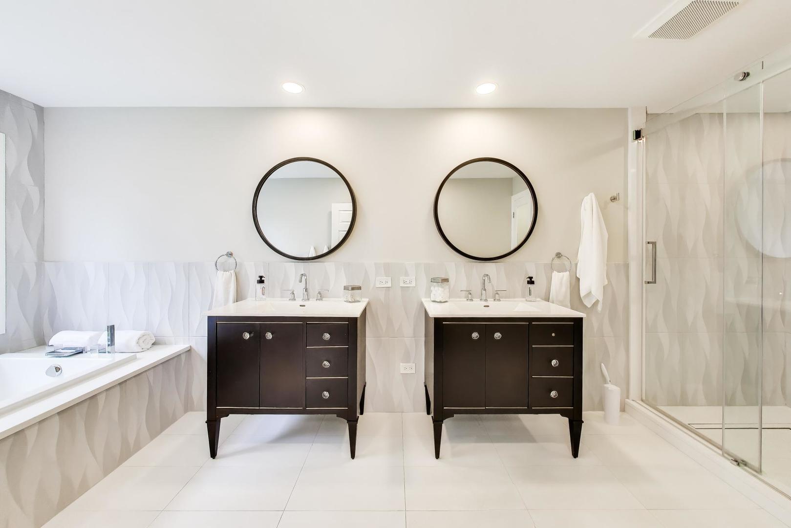 2535 Techny Road Property Photo 21
