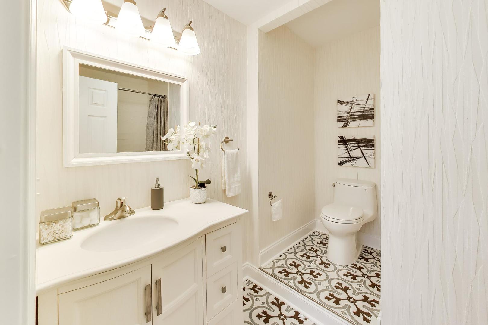 2535 Techny Road Property Photo 30