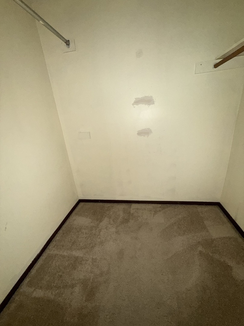 6176 Knoll Lane Court 202 Property Photo 14