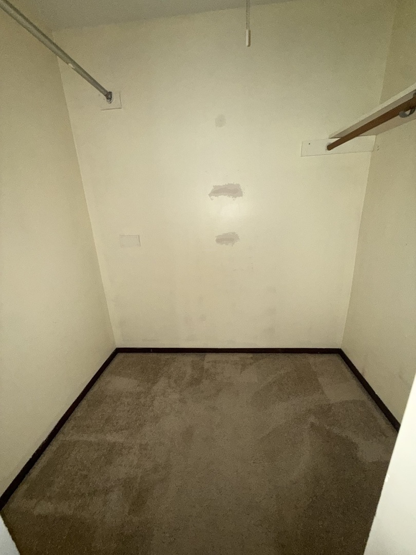6176 Knoll Lane Court 202 Property Photo 15