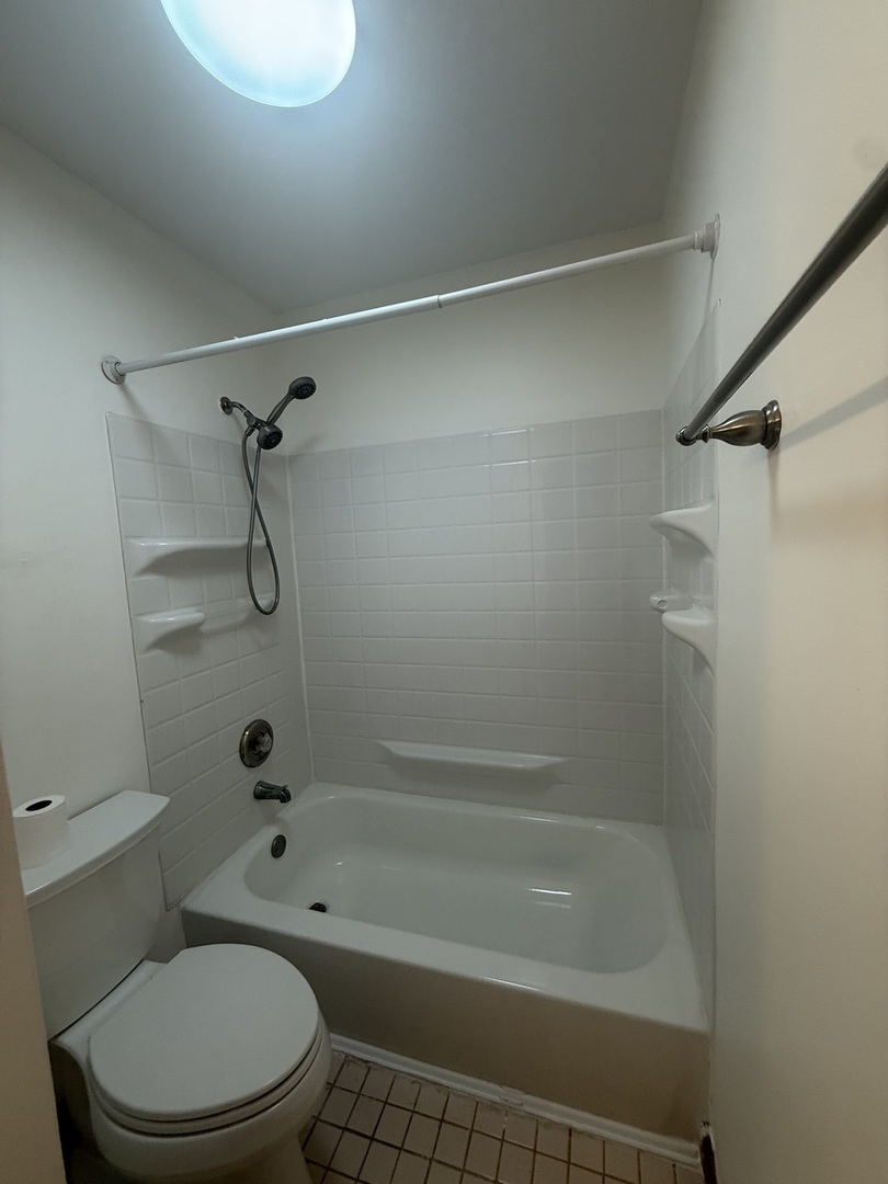 6176 Knoll Lane Court 202 Property Photo 32