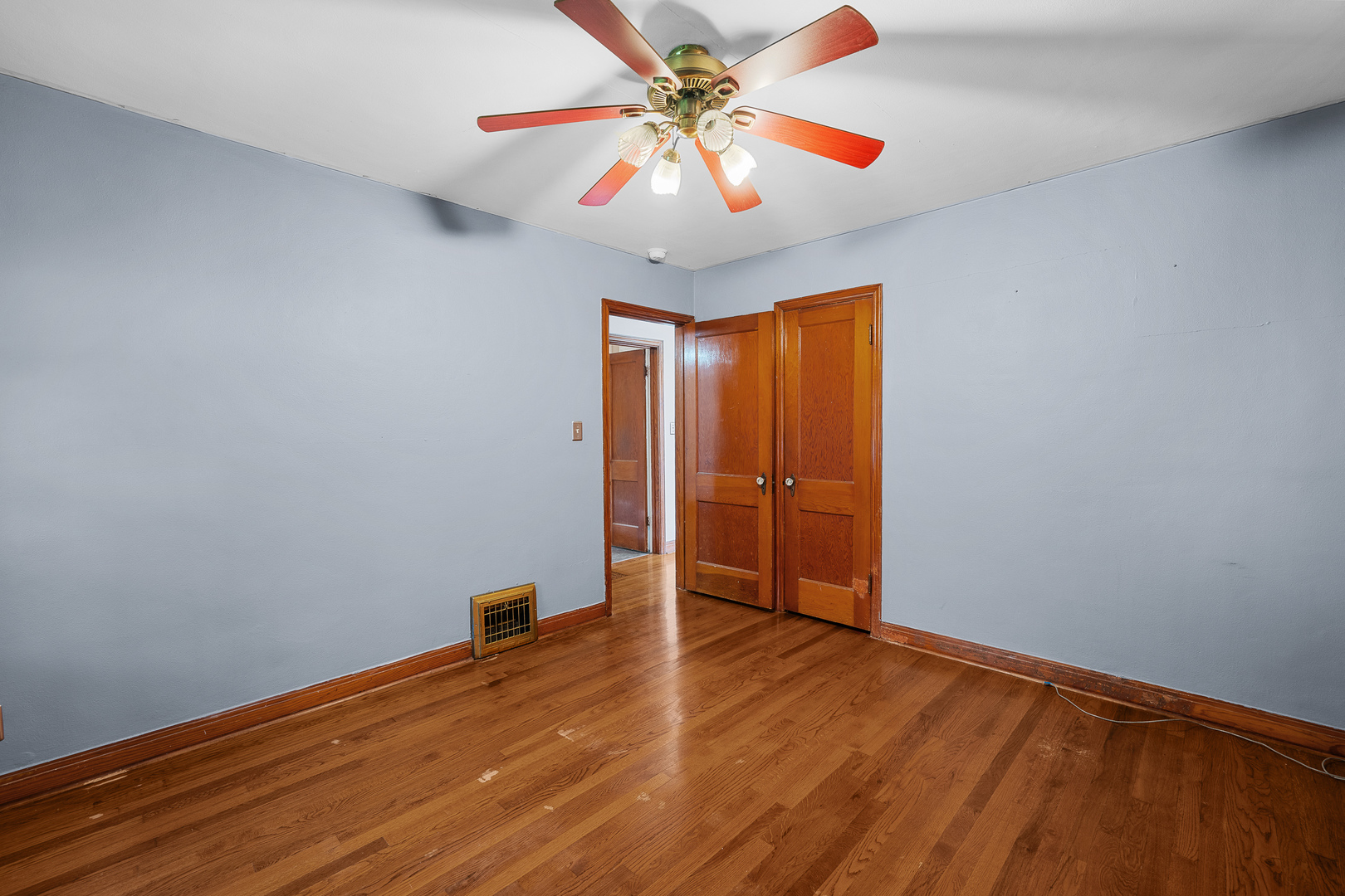2523 23rd Avenue Property Photo 14