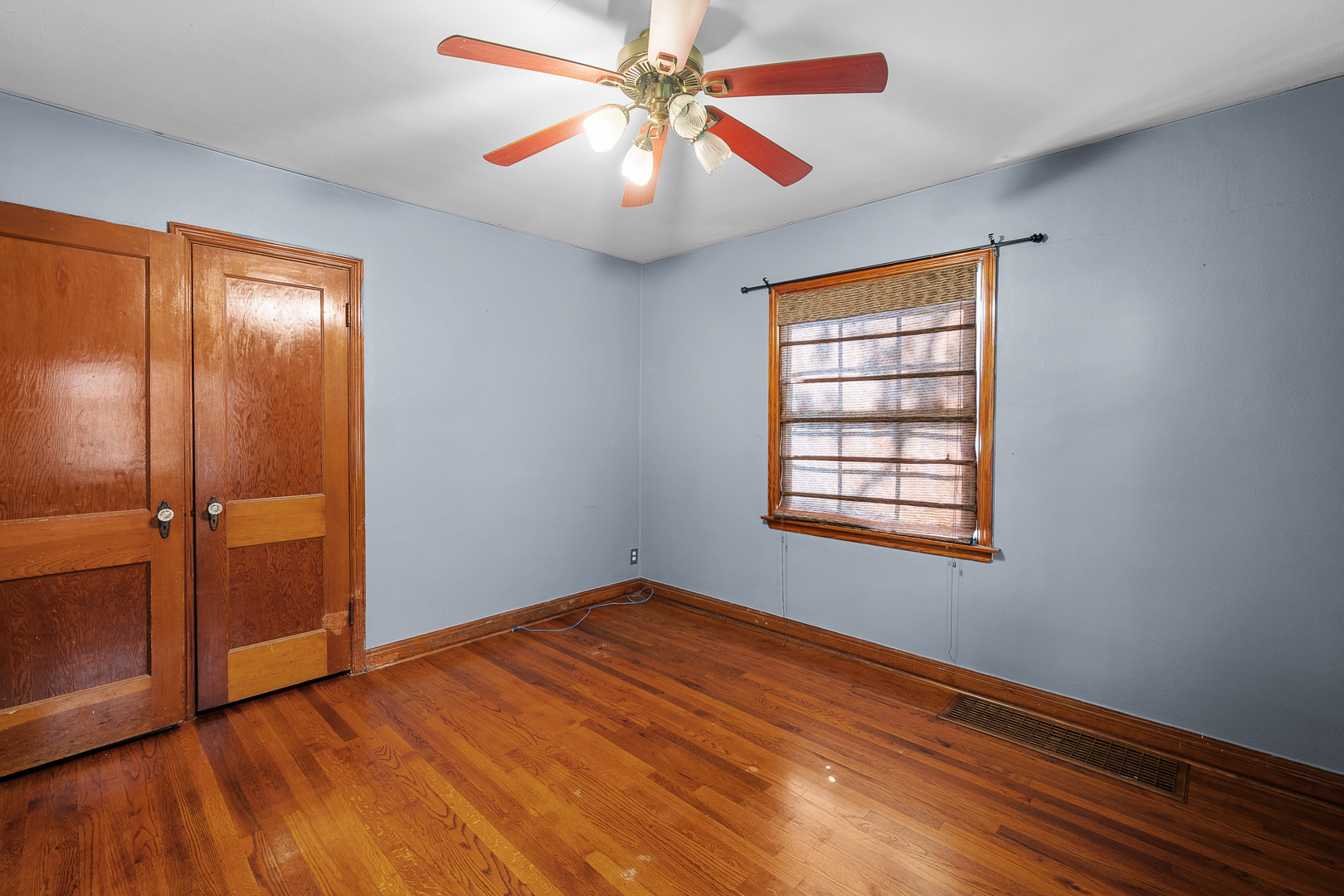 2523 23rd Avenue Property Photo 15