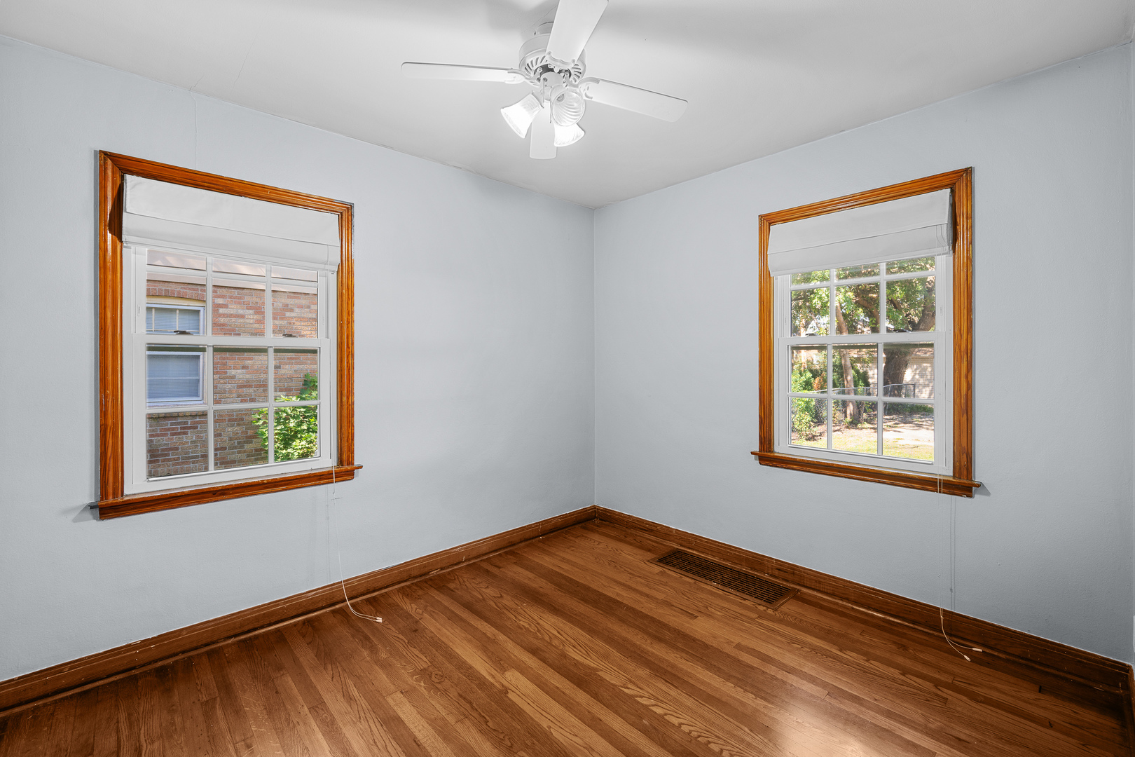 2523 23rd Avenue Property Photo 16
