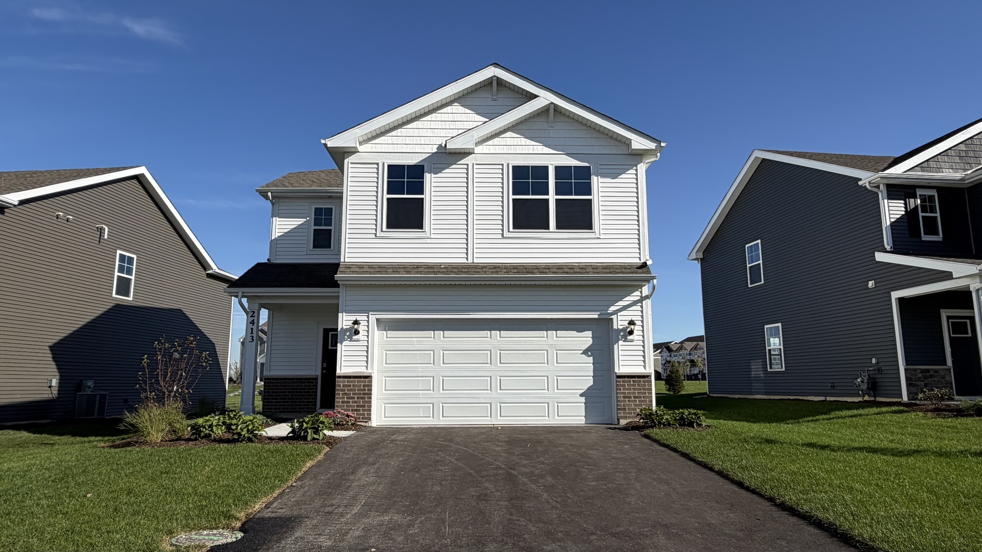 2413 Semillon Street Property Photo 1