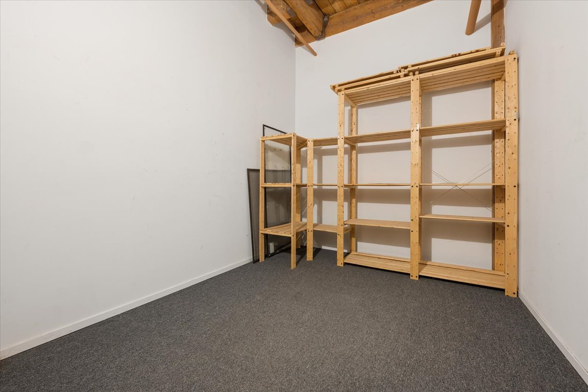 616 W Fulton Street 213 Property Photo 21