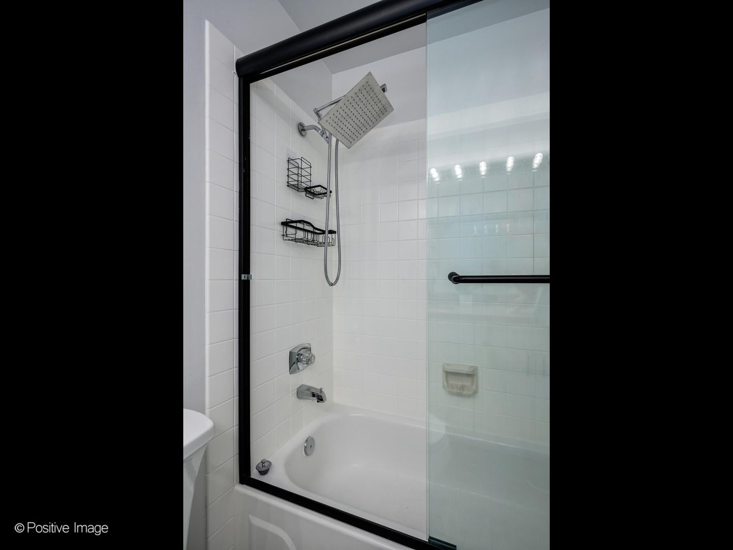 70 W Huron Street 1602 Property Photo 17