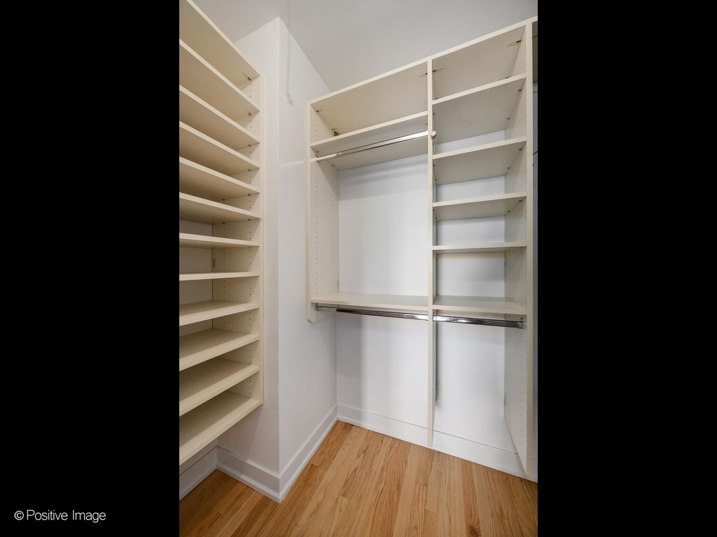 70 W Huron Street 1602 Property Photo 18